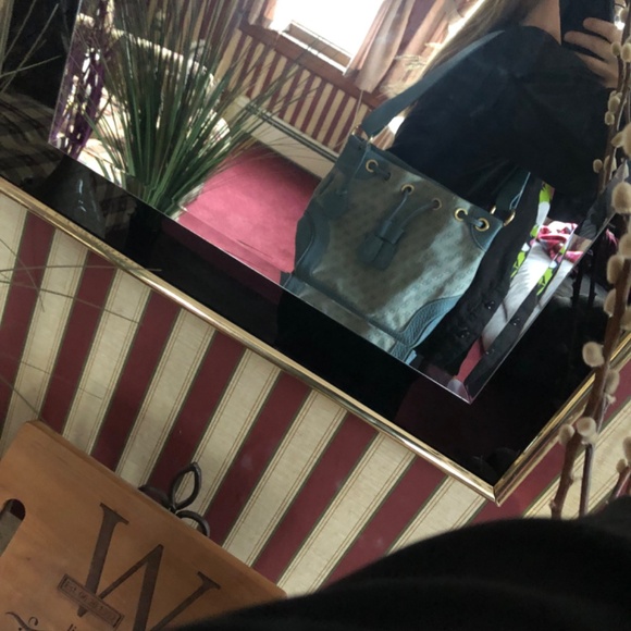 Dooney and Bourke Bucket Hobo Purse Y2K - Picture 8 of 8